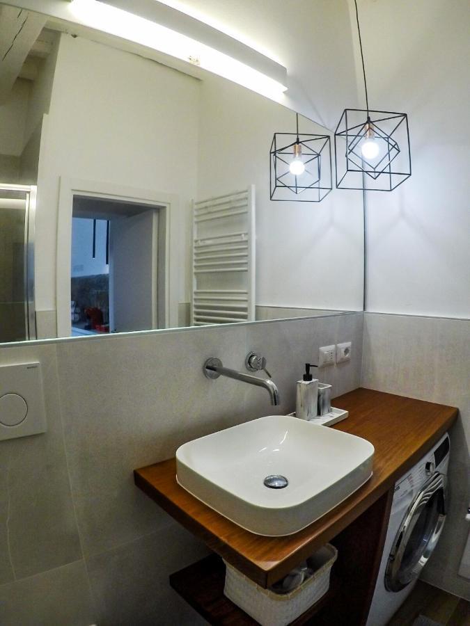 7 Bridges Apartment โลโร ชูเฟนนา ภายนอก รูปภาพ